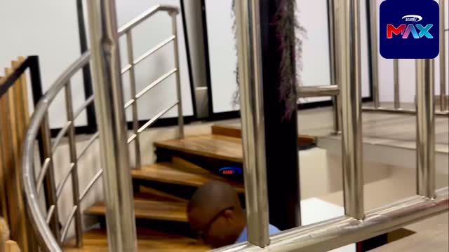 MTANGAZAJI HINJO AFUNGUKA KUHUSU KAZI YAKE: Mtangazaji wa soka ambaye alitangaza mechi za Kombe la Shirikisho Afrika mwishoni mw...