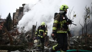 Vita nchini Ukraine: Milipuko yasikika Kyiv baada ya tahadhari ya Anga