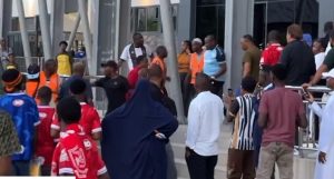 Simba yafika uwanjani, yatumia mlango usio rasmi