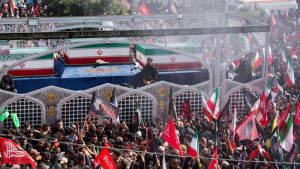 Tehran katika Maombolezo na Hamasa: Msafara wa Mazishi wa Mamilioni ya Watu kwa ajili ya Kiongozi Shujaa, Shahidi wa Mapinduzi ya Kiislamu